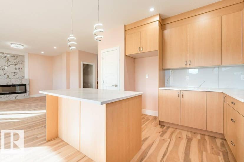5023 48 AV — photo 20 of 40