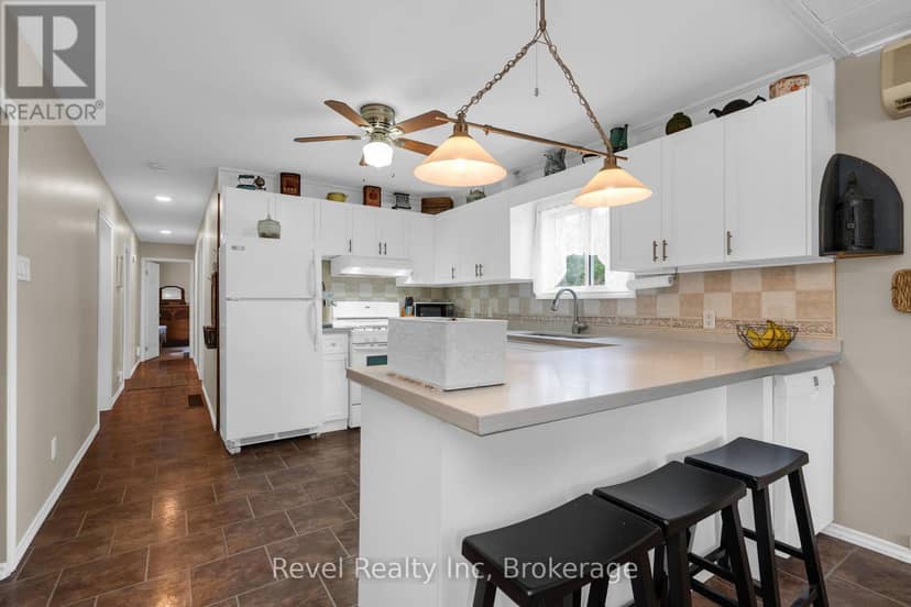 19 - 5411 Elliott Side Road, Tay, photo 5