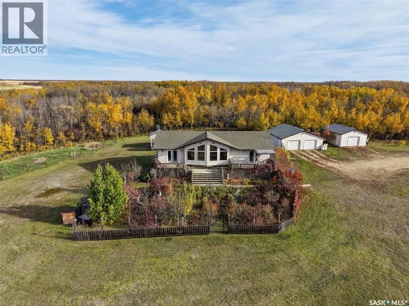 Pike Lake Scenic Country Acreage, Vanscoy Rm No. 345, photo 2