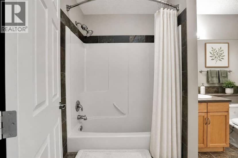 78 Everglen Way SW — photo 15 of 40