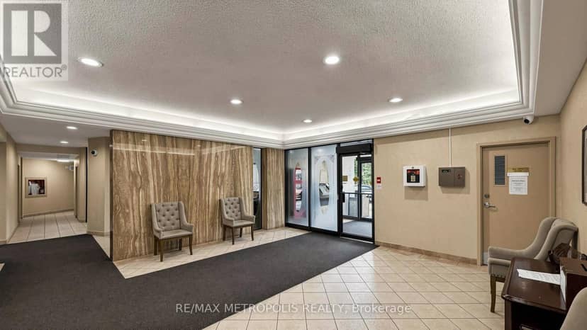 405 - 121 Trudelle Street, Toronto, photo 3