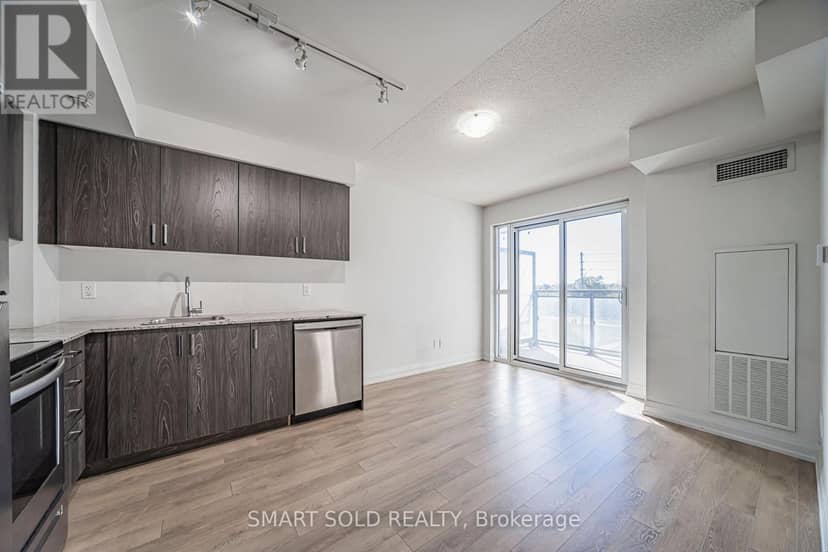 329 - 20 Meadowglen Place — photo 23 of 40