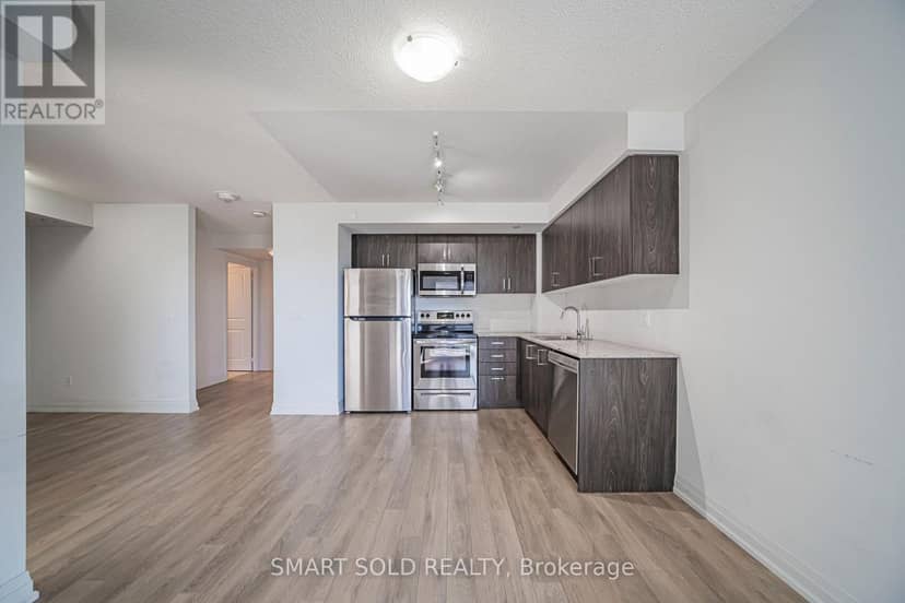 329 - 20 Meadowglen Place — photo 26 of 40
