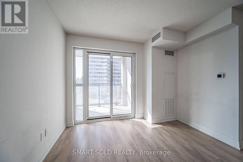 329 - 20 Meadowglen Place — photo 30 of 40