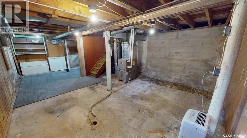 106 Alexander STREET — photo 22 of 36