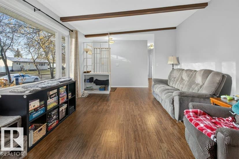 9120 92 AV — photo 12 of 40