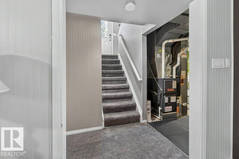 9120 92 AV — photo 39 of 40