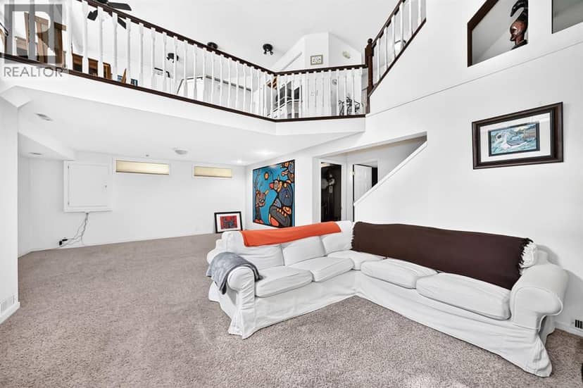 14954 Mt Mckenzie Drive SE, Calgary, photo 3