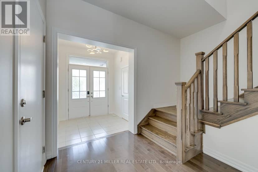 82 Merlin Street, Oakville, photo 5