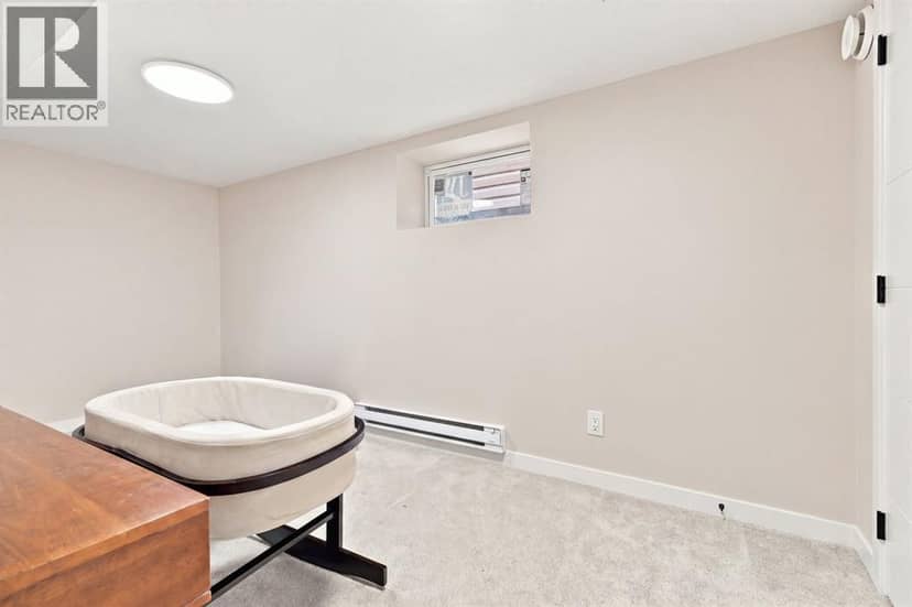 1012 1 Avenue NW — photo 16 of 32