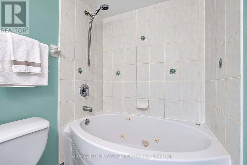 111 - 233 Beecroft Road — photo 35 of 40