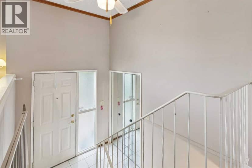 107 Bermuda Drive NW, Calgary, photo 5
