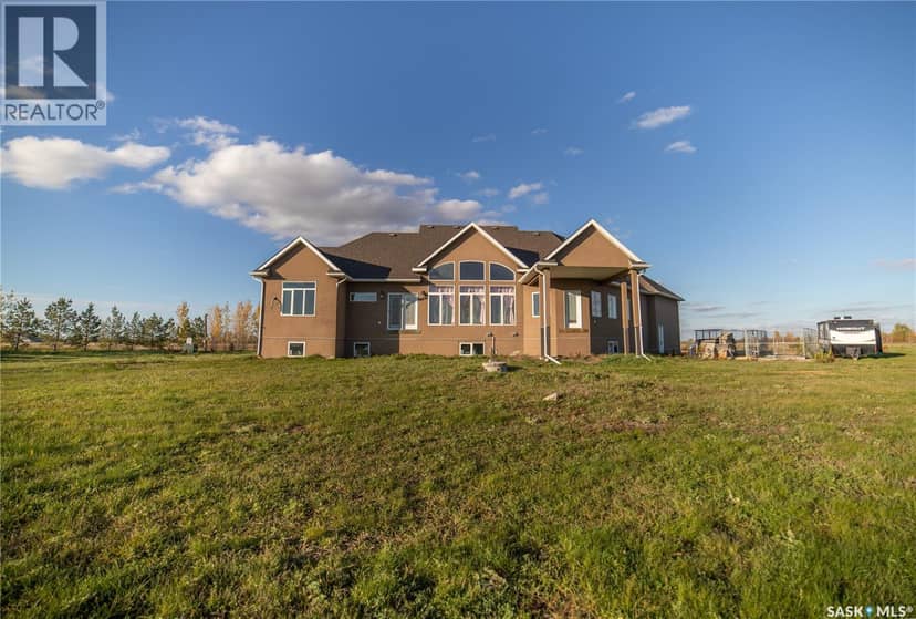 Liu Acreage, Estevan Rm No. 5, photo 2