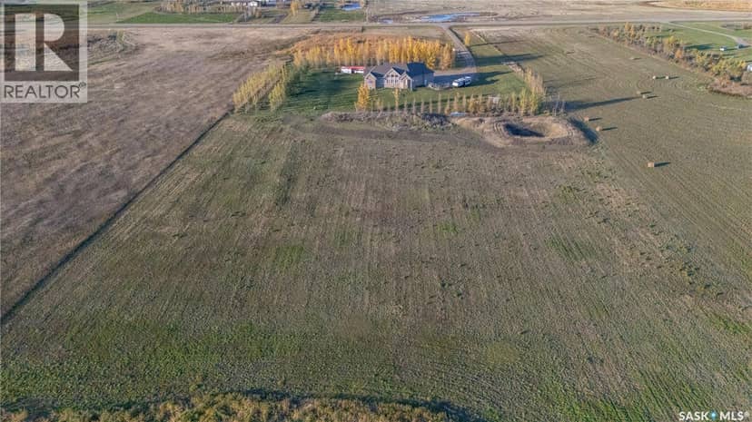 Liu Acreage — photo 34 of 34
