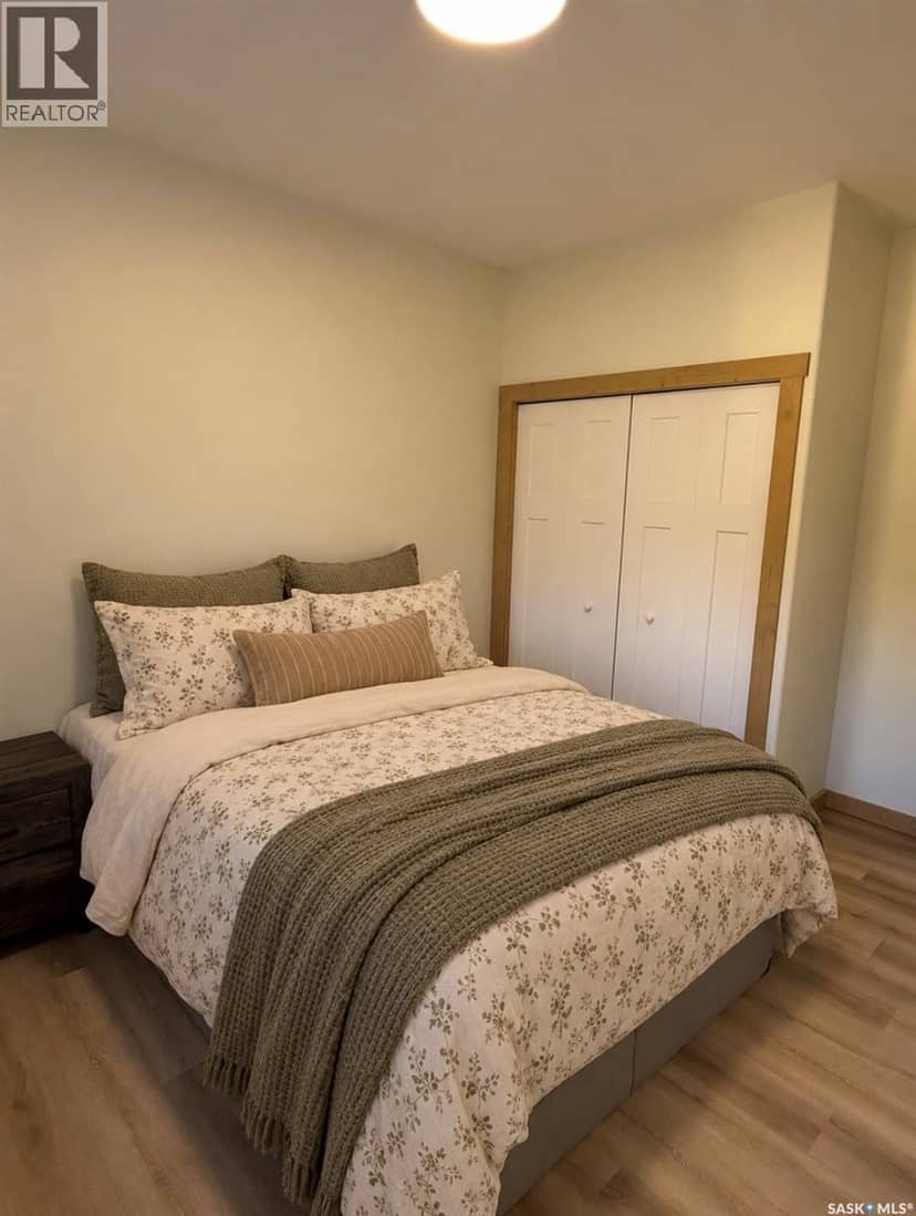 108 Central AVENUE — photo 17 of 28