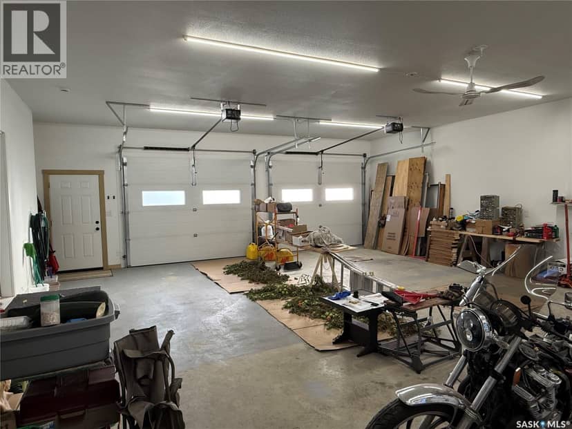 108 Central AVENUE — photo 25 of 28