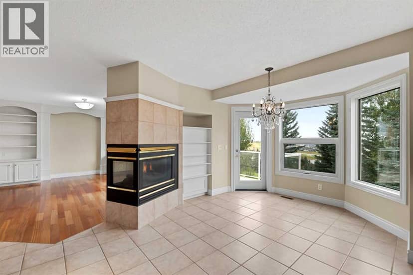 199 Hamptons Terrace NW — photo 16 of 40
