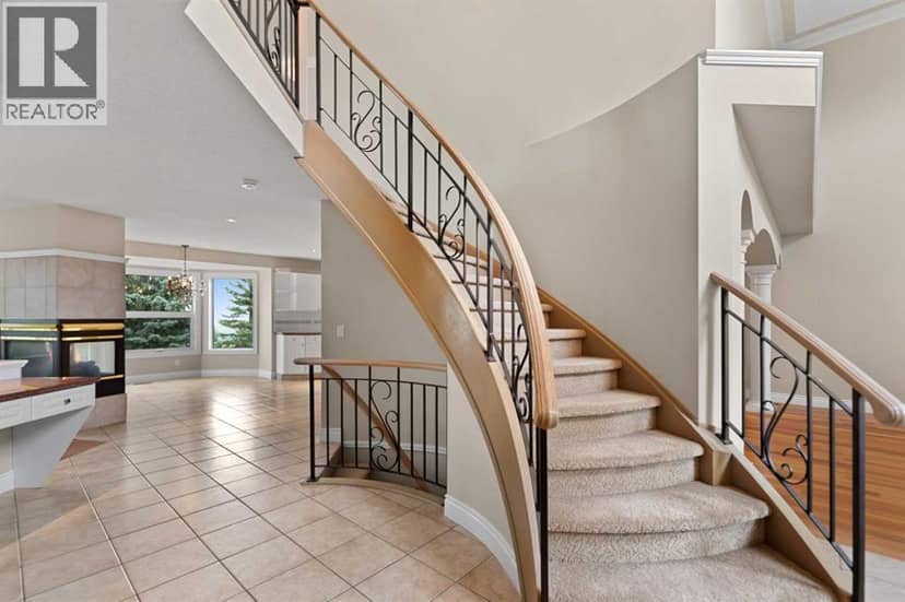 199 Hamptons Terrace NW — photo 24 of 40