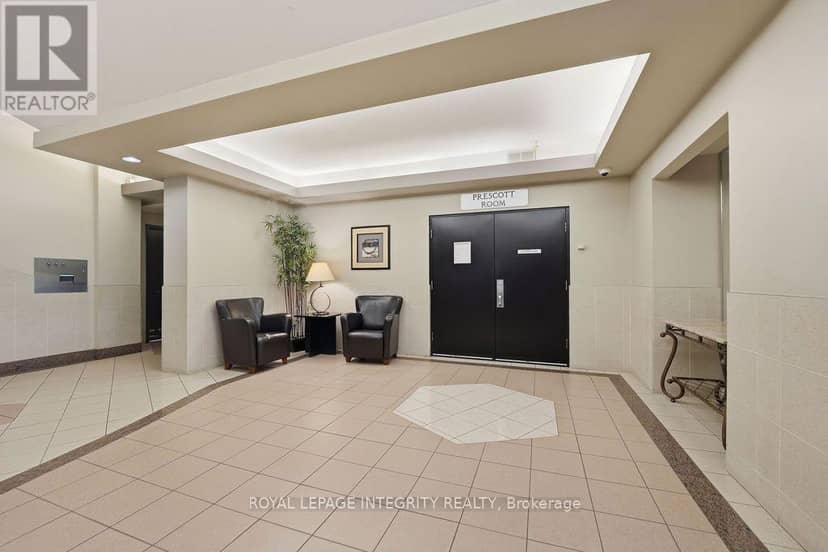 2207 - 900 Dynes Road — photo 38 of 40