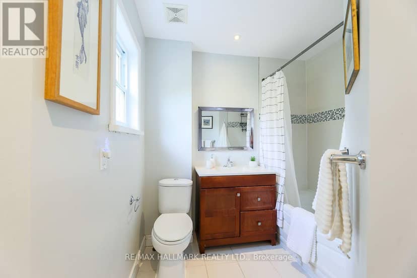 38 Boultbee Avenue — photo 17 of 21