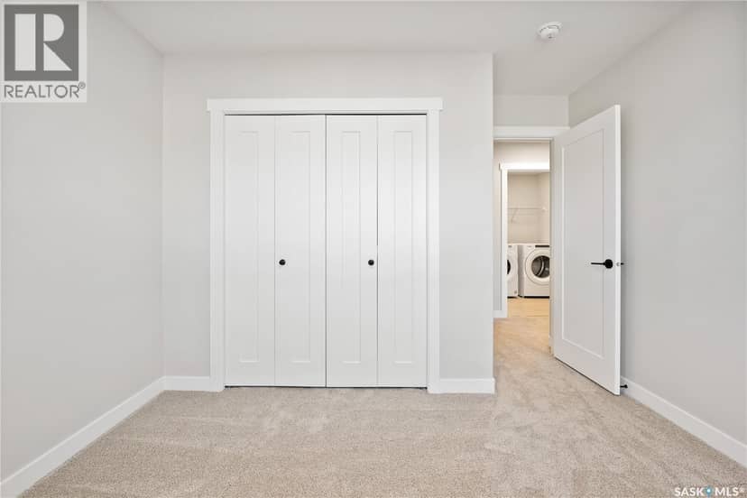 202 Fortosky CRESCENT — photo 40 of 40