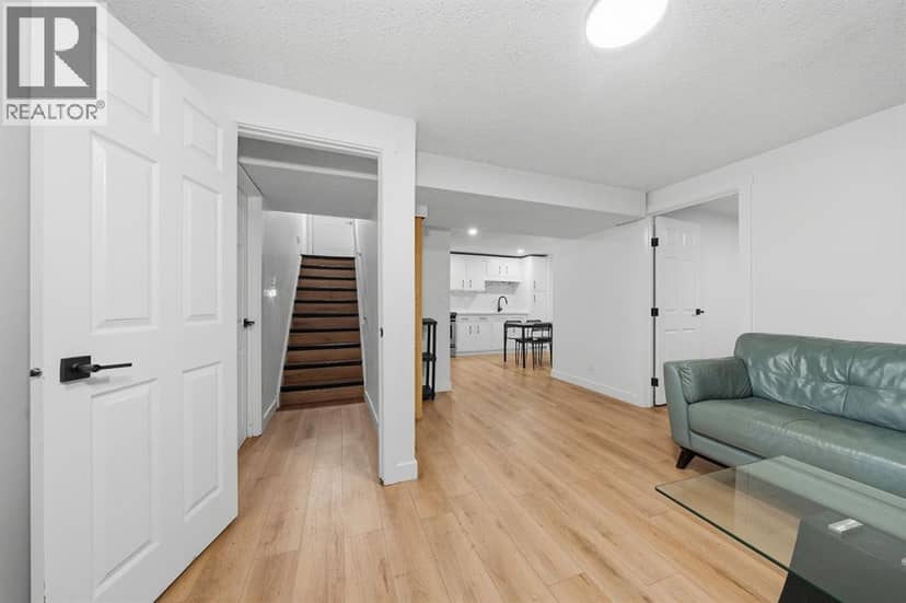 4123 30 Avenue SE — photo 23 of 40