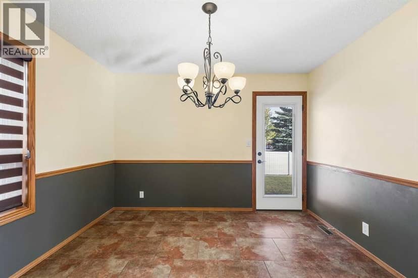 106 Hawkland Place NW — photo 18 of 40