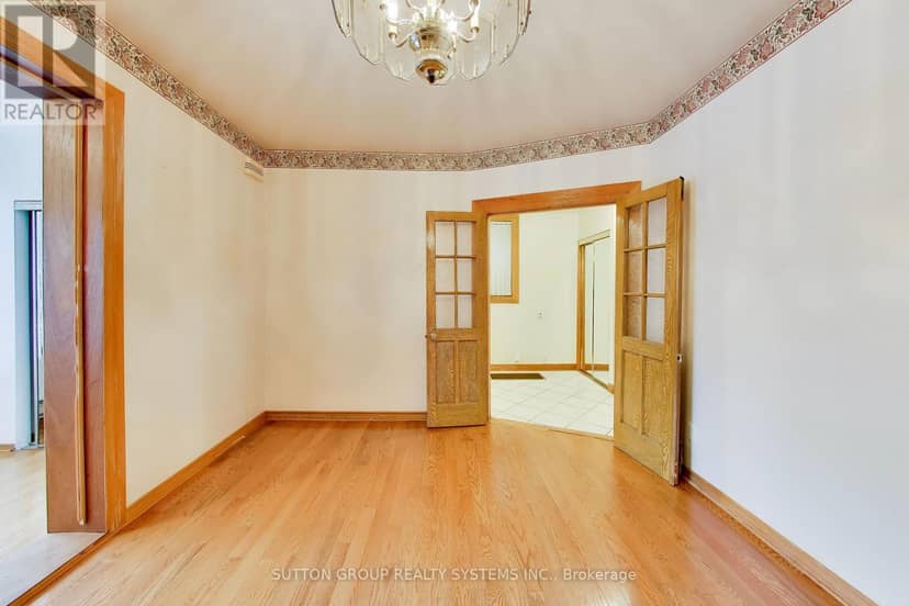 8 Alhambra Avenue — photo 10 of 40