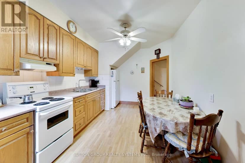 8 Alhambra Avenue — photo 14 of 40