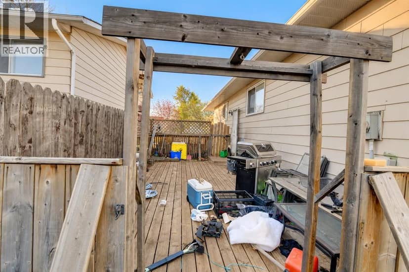 9412 83 Avenue — photo 33 of 33