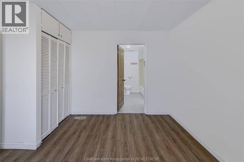 14 Kendall STREET — photo 13 of 32