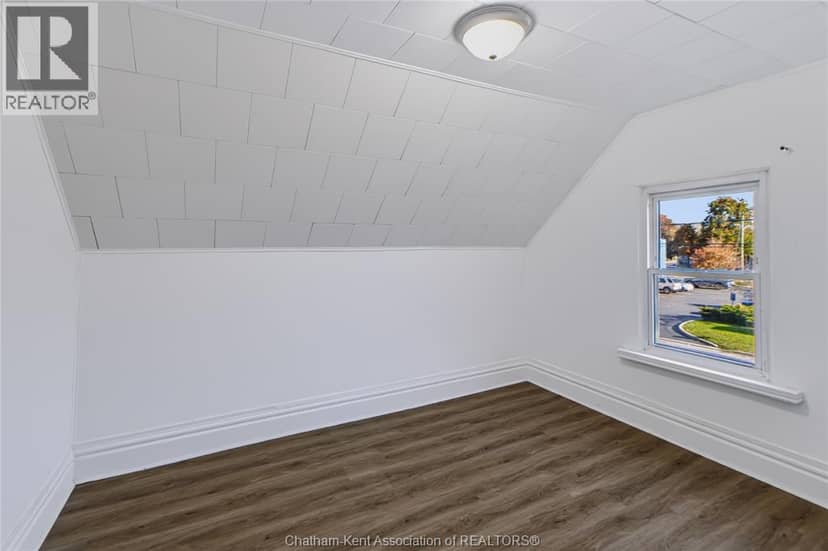 14 Kendall STREET — photo 18 of 32