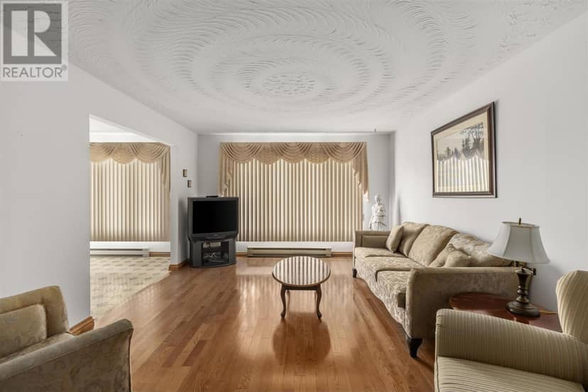 195 Bitonti CRES — photo 16 of 40