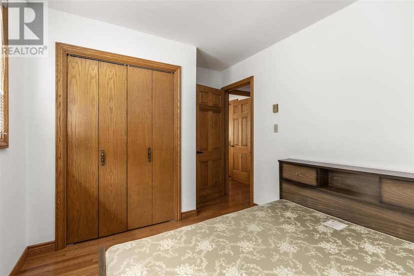 195 Bitonti CRES — photo 33 of 40