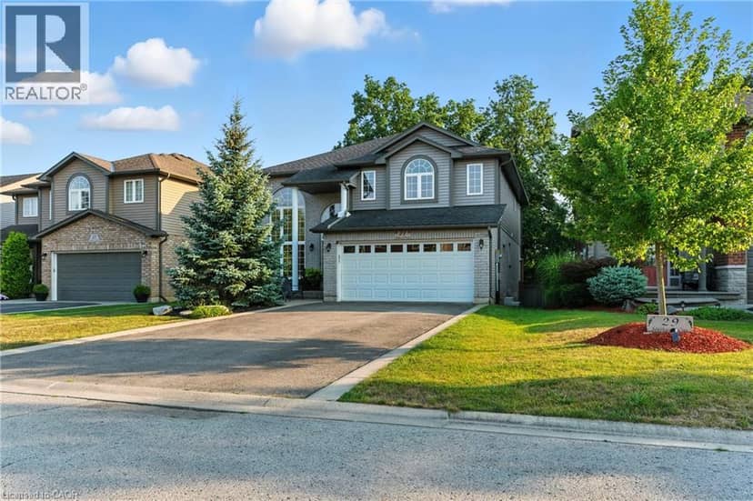 27 SOUTHWOOD Crescent, Caledonia, photo 2
