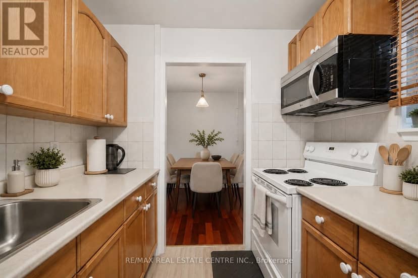 71 Sultan Pool Drive, Toronto, photo 8