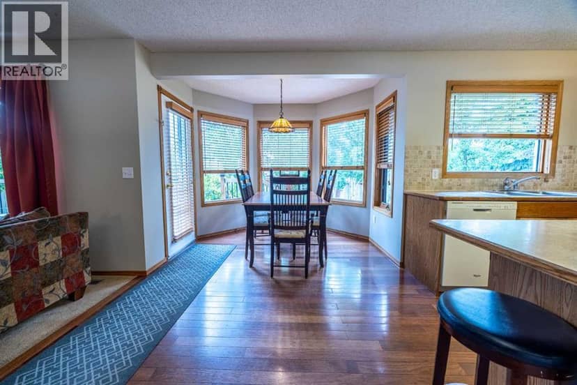 19 Mckenzie Lake Manor SE, Calgary, photo 7