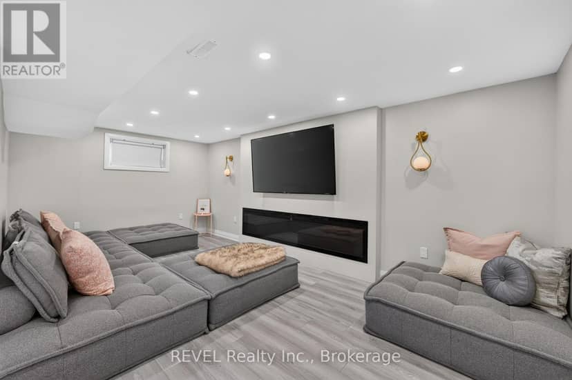 1329 Niagara Stone Road — photo 31 of 40