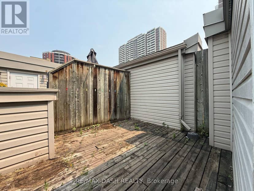 342 - 415 Jarvis Street — photo 21 of 23