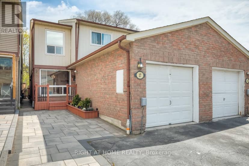 37 McKnight Drive, Toronto, photo 2