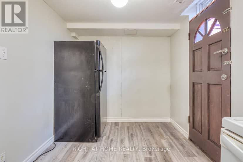 37 McKnight Drive — photo 32 of 40
