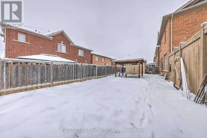 2 James Parrott Avenue — photo 30 of 30