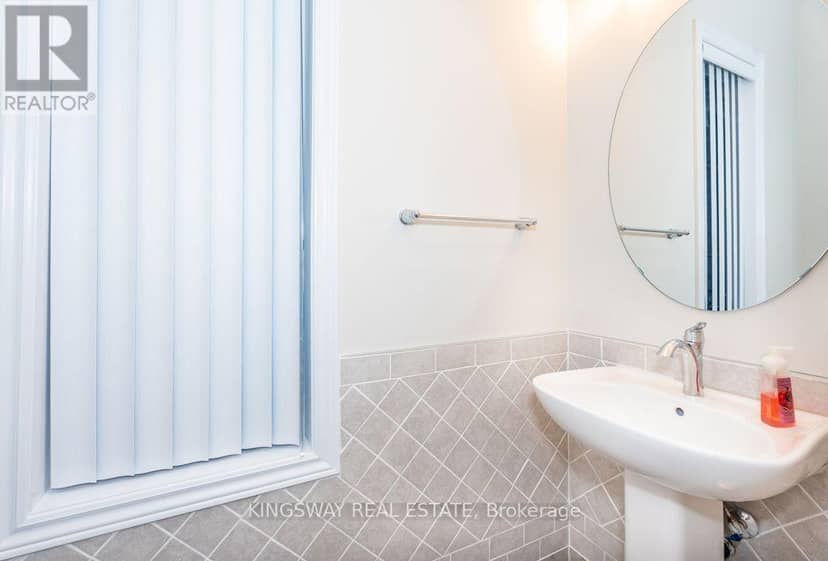 33 Edgar Avenue — photo 14 of 40