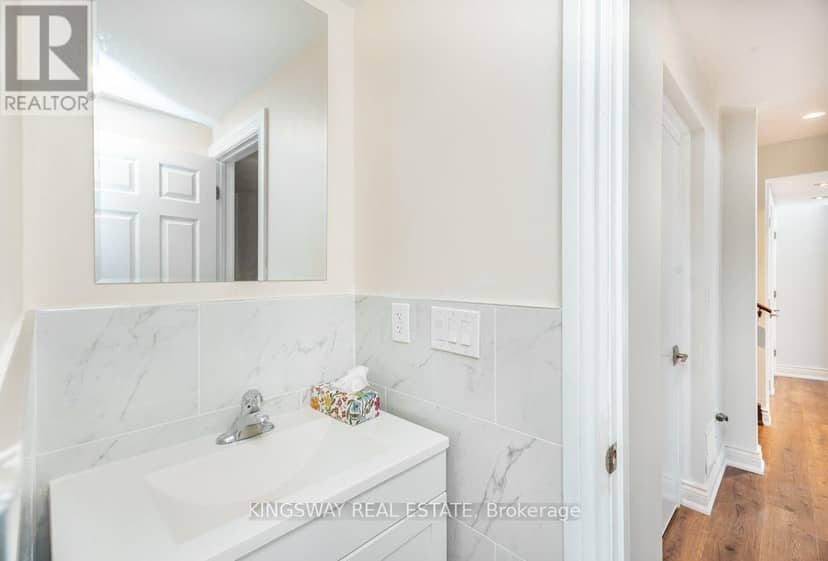 33 Edgar Avenue — photo 38 of 40