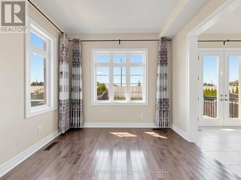 254 Touch Gold Crescent, Aurora, photo 8