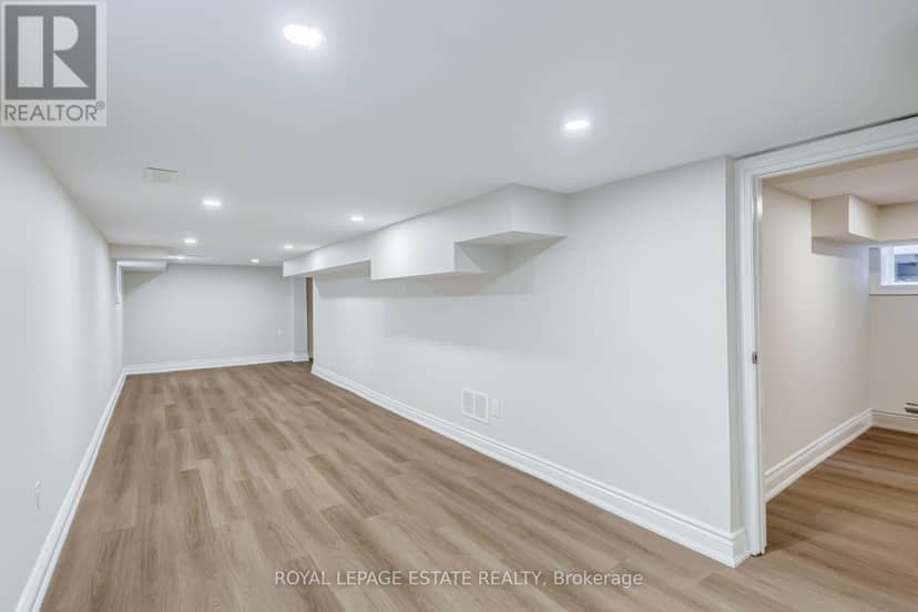 12 Norlong Boulevard — photo 31 of 40