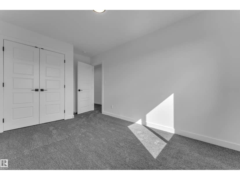 10711 98 ST — photo 20 of 25