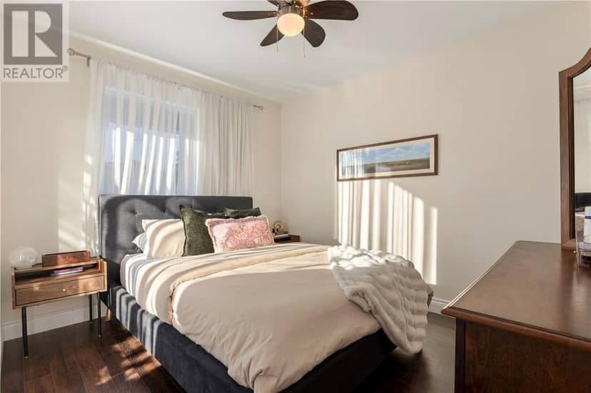 594 Spruce Street — photo 16 of 31