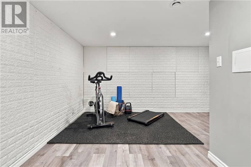594 Spruce Street — photo 23 of 31