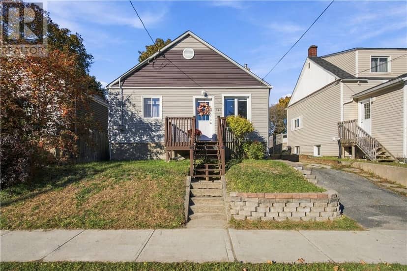 594 Spruce Street — photo 30 of 31